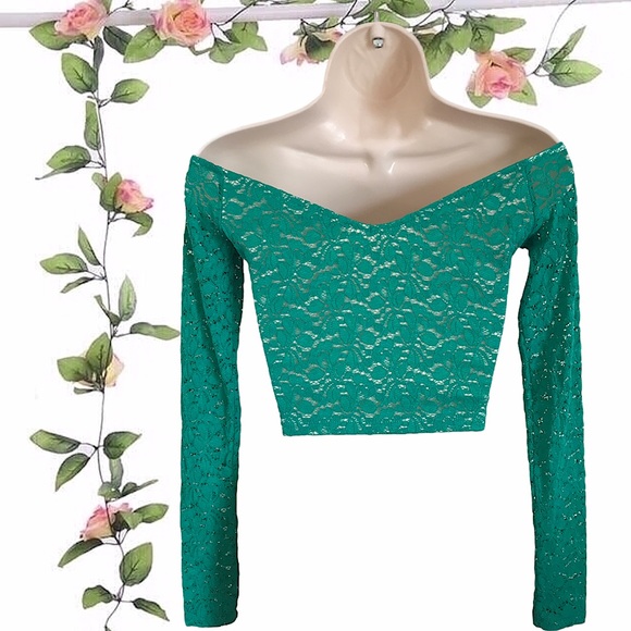 Arden B Off The Shoulder Fully Linned Green Lace Crop Top Size Extra Small - Picture 2 of 5